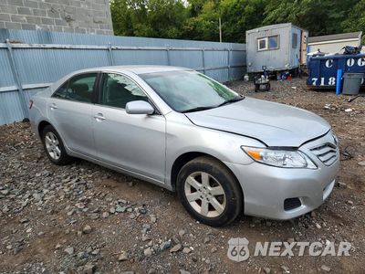 Czwarte zdjęcie samochodu z boku: 2010 TOYOTA CAMRY BASE VIN:4T1BF3EK6AU028653 - miniatura