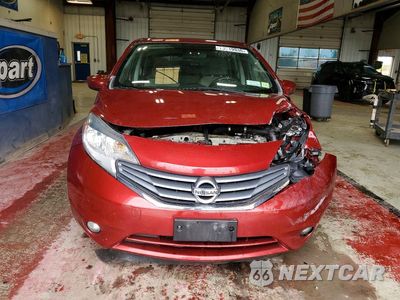 Piąte zdjęcie samochodu w środku: 2016 NISSAN VERSA NOTE SV VIN:3N1CE2CP2GL399626 - miniatura