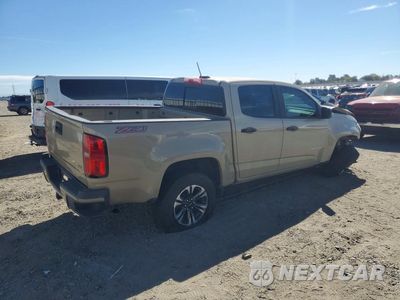 Trzecie zdjęcie samochodu z tyłu: 2021 CHEVROLET COLORADO Z71 VIN:1GCGSDEN1M1220915 - miniatura