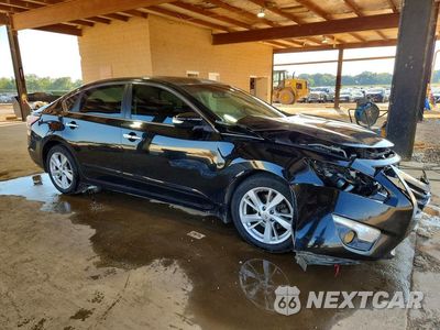 Czwarte zdjęcie samochodu z boku: 2014 NISSAN ALTIMA 2.5 SV VIN:1N4AL3AP3EC318957 - miniatura
