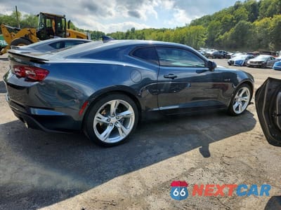 Trzecie zdjęcie samochodu z tyłu: 2022 CHEVROLET CAMARO LT1 VIN:1G1FF1R70N0101344 - miniatura