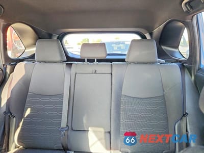 Zdjęcie 10 z 13 samochodu: 2022 TOYOTA RAV4 SE VIN:JTM16RFV4ND524908 - miniatura