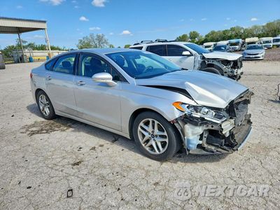 Czwarte zdjęcie samochodu z boku: 2015 FORD FUSION SE VIN:3FA6P0H7XFR118479 - miniatura