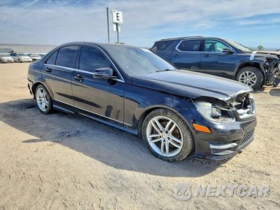 Czwarte zdjęcie samochodu z boku: 2013 MERCEDES-BENZ C 250 VIN:WDDGF4HB8DR254900 - miniatura