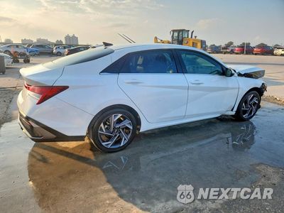 Trzecie zdjęcie samochodu z tyłu: 2025 HYUNDAI ELANTRA LIMITED VIN:KMHLP4DG4SU937366 - miniatura