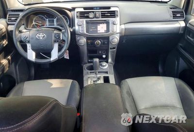 Zdjęcie 8 z 13 samochodu: 2016 TOYOTA 4RUNNER SR5 PREMIUM VIN:JTEBU5JR5G5306160 - miniatura