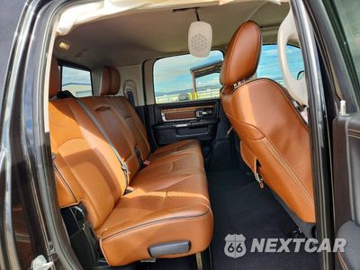 Zdjęcie 10 z 12 samochodu: 2017 RAM 2500 LONGHORN VIN:3C6UR5PLXHG562572 - miniatura