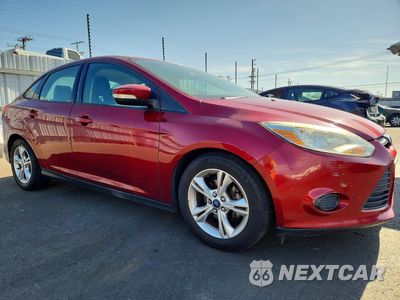 Czwarte zdjęcie samochodu z boku: 2013 FORD FOCUS SE VIN:1FADP3F20DL165161 - miniatura