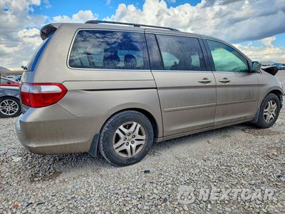 Trzecie zdjęcie samochodu z tyłu: 2005 HONDA ODYSSEY EXL VIN:5FNRL38765B132626 - miniatura