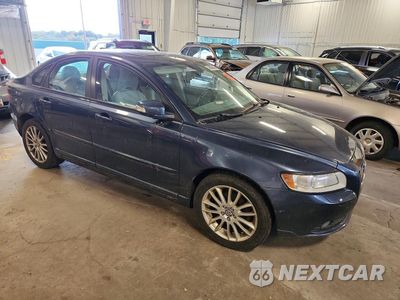 Czwarte zdjęcie samochodu z boku: 2010 VOLVO S40 2.4I VIN:YV1382MSXA2489827 - miniatura