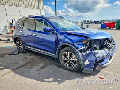 Czwarte zdjęcie samochodu z boku: 2018 NISSAN ROGUE SL VIN:5N1AT2MT8JC741343 - miniatura