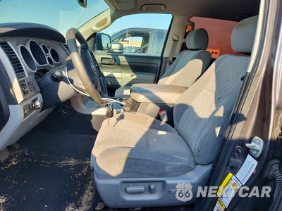 Zdjęcie 7 z 12 samochodu: 2012 TOYOTA TUNDRA CREWMAX SR5 VIN:5TFEY5F10CX125345 - miniatura