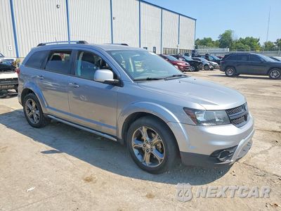 Czwarte zdjęcie samochodu z boku: 2017 DODGE JOURNEY CROSSROAD VIN:3C4PDCGG8HT619581 - miniatura