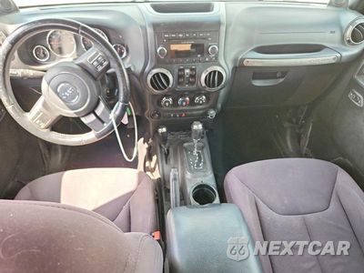 Zdjęcie 8 z 14 samochodu: 2013 JEEP WRANGLER UNLIMITED SPORT VIN:1C4BJWDGXDL554280 - miniatura