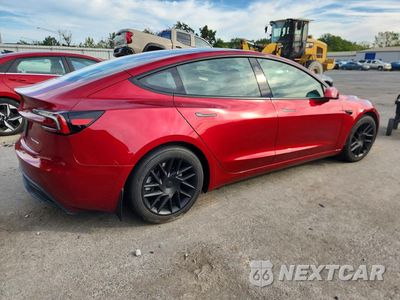 Trzecie zdjęcie samochodu z tyłu: 2024 TESLA MODEL 3 VIN:5YJ3E1EB1RF756658 - miniatura