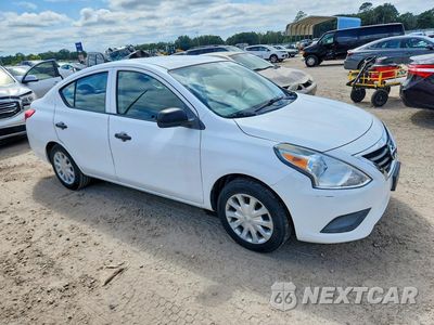 Czwarte zdjęcie samochodu z boku: 2015 NISSAN VERSA 1.6 S VIN:3N1CN7AP2FL801319 - miniatura