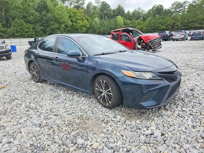 Czwarte zdjęcie samochodu z boku: 2018 TOYOTA CAMRY SE VIN:4T1B11HK1JU671832 - miniatura