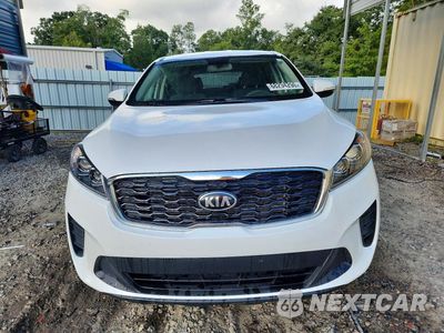 Piąte zdjęcie samochodu w środku: 2019 KIA SORENTO LX VIN:5XYPG4A36KG499524 - miniatura