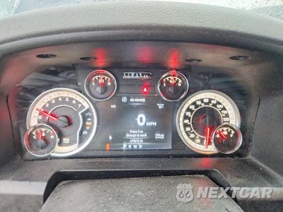 Zdjęcie 9 z 12 samochodu: 2013 RAM 1500 SLT VIN:1C6RR7LTXDS514239 - miniatura