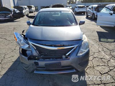 Piąte zdjęcie samochodu w środku: 2017 NISSAN VERSA 1.6 SV VIN:3N1CN7AP4HL851786 - miniatura