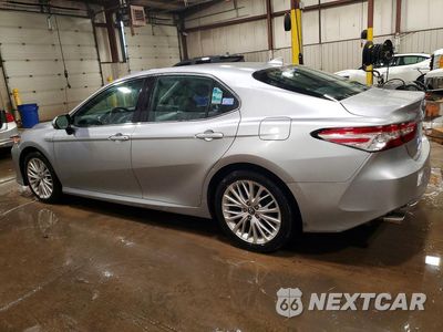 Drugie zdjęcie samochodu z przodu: 2020 TOYOTA CAMRY XLE VIN:4T1F31AK8LU518289 - miniatura