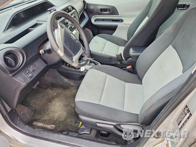 Zdjęcie 7 z 13 samochodu: 2013 TOYOTA PRIUS C TWO VIN:JTDKDTB30D1056025 - miniatura