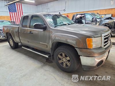 Czwarte zdjęcie samochodu z boku: 2013 GMC SIERRA K1500 SLE VIN:1GTR2VE7XDZ202334 - miniatura