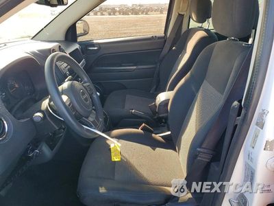 Zdjęcie 7 z 13 samochodu: 2016 JEEP COMPASS SPORT VIN:1C4NJCBA4GD568278 - miniatura