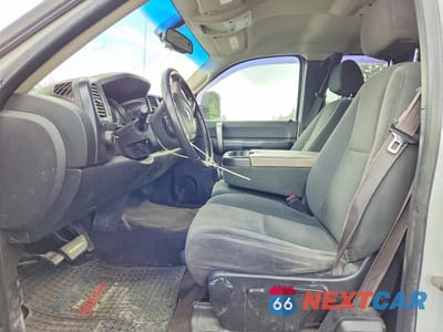 Zdjęcie 7 z 12 samochodu: 2008 GMC SIERRA K1500 VIN:1GTEK19J28Z289469 - miniatura