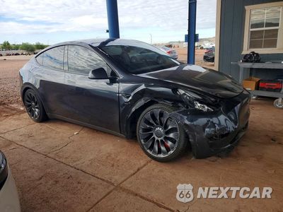 Czwarte zdjęcie samochodu z boku: 2024 TESLA MODEL Y VIN:7SAYGDEF8RF022106 - miniatura