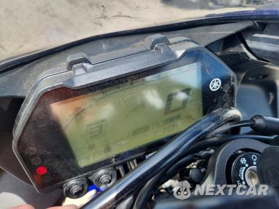 Zdjęcie 7 z 9 samochodu: 2024 YAMAHA YZFR3 A VIN:MH3RH18Y5RK015743 - miniatura