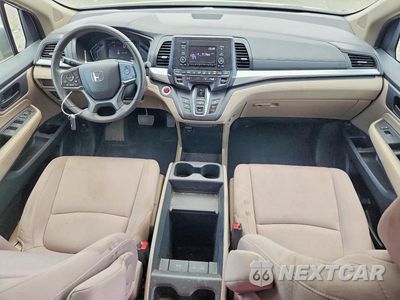 Zdjęcie 8 z 13 samochodu: 2020 HONDA ODYSSEY LX VIN:5FNRL6H26LB036224 - miniatura