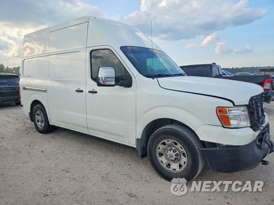 Czwarte zdjęcie samochodu z boku: 2019 NISSAN NV 2500 HD SV VIN:1N6AF0LY4KN807404 - miniatura
