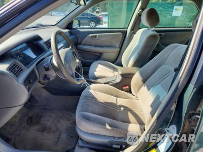Zdjęcie 7 z 12 samochodu: 2001 TOYOTA CAMRY LE V6 VIN:4T1BF28K91U126209 - miniatura
