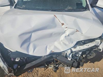 Zdjęcie 11 z 13 samochodu: 2018 TOYOTA COROLLA LE VIN:2T1BURHE6JC034288 - miniatura