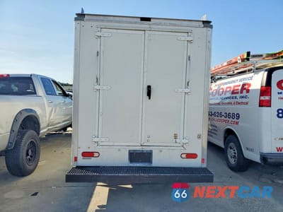 Zdjęcie 6 z 14 samochodu: 2016 CHEVROLET EXPRESS G3500 VIN:1GB0GRFF8G1149129 - miniatura