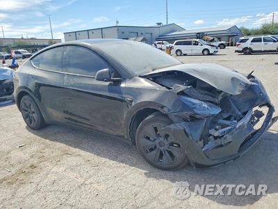 Czwarte zdjęcie samochodu z boku: 2024 TESLA MODEL Y VIN:7SAYGDEE1RA244233 - miniatura