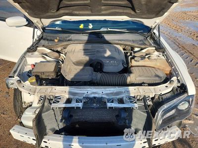 Zdjęcie 11 z 13 samochodu: 2019 CHRYSLER 300 S VIN:2C3CCABG0KH564822 - miniatura