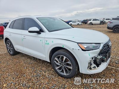 Czwarte zdjęcie samochodu z boku: 2023 AUDI Q5 PREMIUM PLUS 45 VIN:WA1EAAFY3P2185191 - miniatura