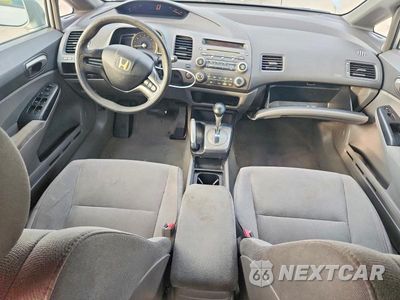 Zdjęcie 8 z 12 samochodu: 2007 HONDA CIVIC LX VIN:1HGFA16507L066199 - miniatura