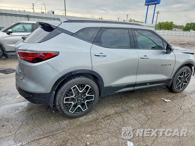 Trzecie zdjęcie samochodu z tyłu: 2023 CHEVROLET BLAZER RS VIN:3GNKBKRS3PS128231 - miniatura