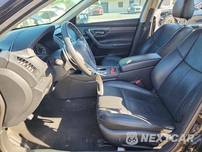 Zdjęcie 7 z 12 samochodu: 2017 NISSAN ALTIMA 2.5 SR VIN:1N4AL3APXHN359451 - miniatura