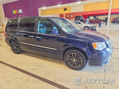Czwarte zdjęcie samochodu z boku: 2016 CHRYSLER TOWN & COUNTRY TOURING VIN:2C4RC1BG4GR246709 - miniatura