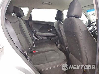 Zdjęcie 11 z 13 samochodu: 2017 KIA SOUL BASE VIN:KNDJN2A21H7431886 - miniatura