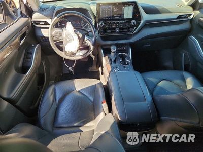 Zdjęcie 8 z 13 samochodu: 2021 TOYOTA HIGHLANDER LIMITED VIN:5TDDZRBH9MS069819 - miniatura