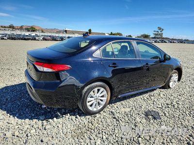 Trzecie zdjęcie samochodu z tyłu: 2026 TOYOTA COROLLA HYBRID LE VIN:JTDBCMFE1T3131242 - miniatura