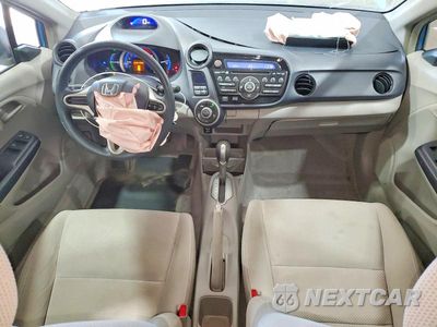 Zdjęcie 8 z 13 samochodu: 2010 HONDA INSIGHT LX VIN:JHMZE2H58AS006556 - miniatura