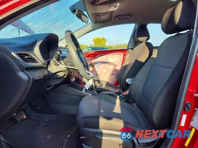 Zdjęcie 7 z 13 samochodu: 2019 HYUNDAI ACCENT SEL VIN:3KPC24A35KE056565 - miniatura