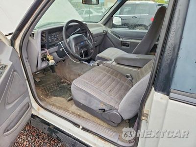 Zdjęcie 8 z 12 samochodu: 1994 FORD EXPLORER VIN:1FMCU24X0RUE43027 - miniatura