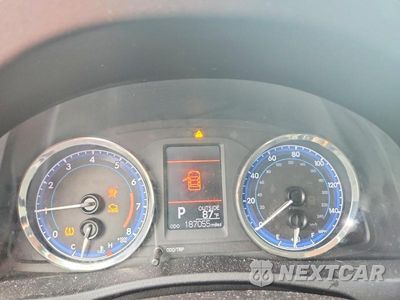 Zdjęcie 9 z 12 samochodu: 2017 TOYOTA COROLLA LE VIN:2T1BURHE3HC752262 - miniatura